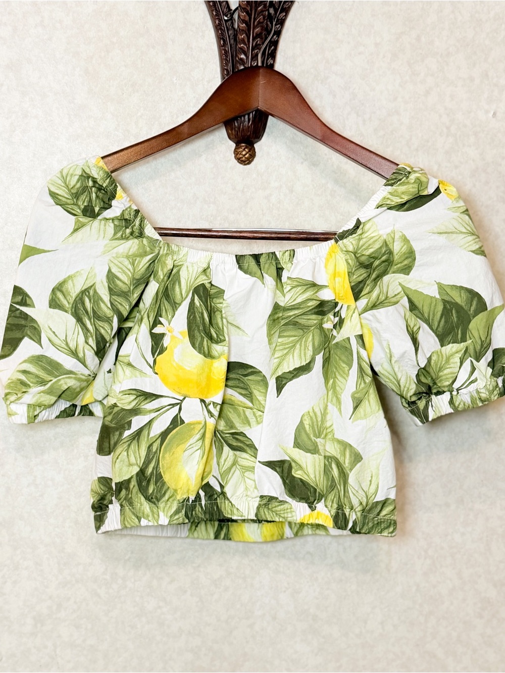 H&M Lemon Print Off Shoulder Crop Top XS White Green Cottagecore Summer EUC - Picture 3 of 6